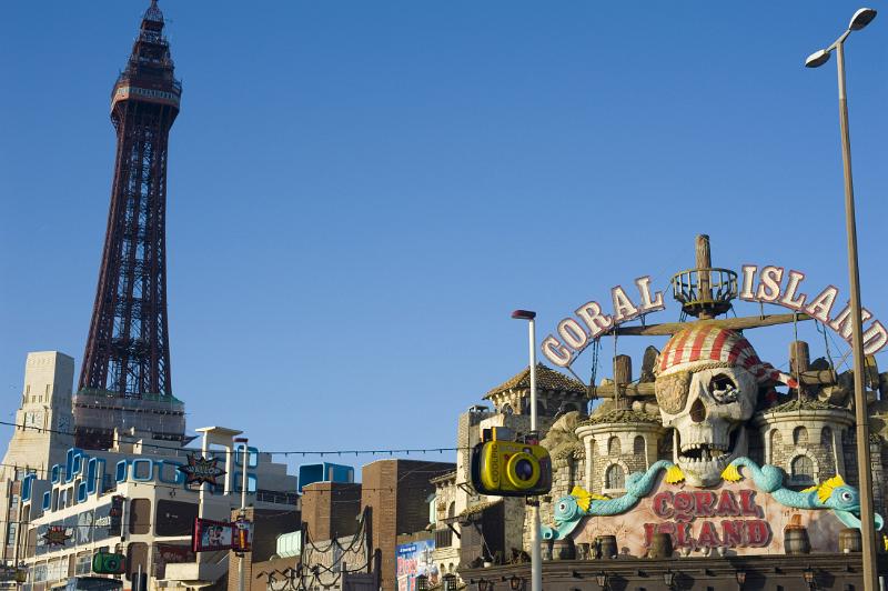 themed amusement arcades on blackpool seafront
