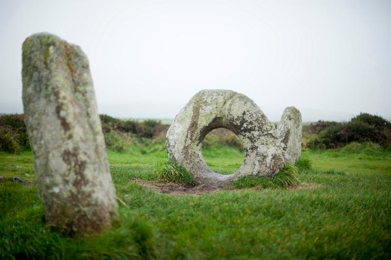 Mon-an-Toll or the crick stone may have once marked the entrace to a tomb. Near the vilage of Morvah, Cornwall