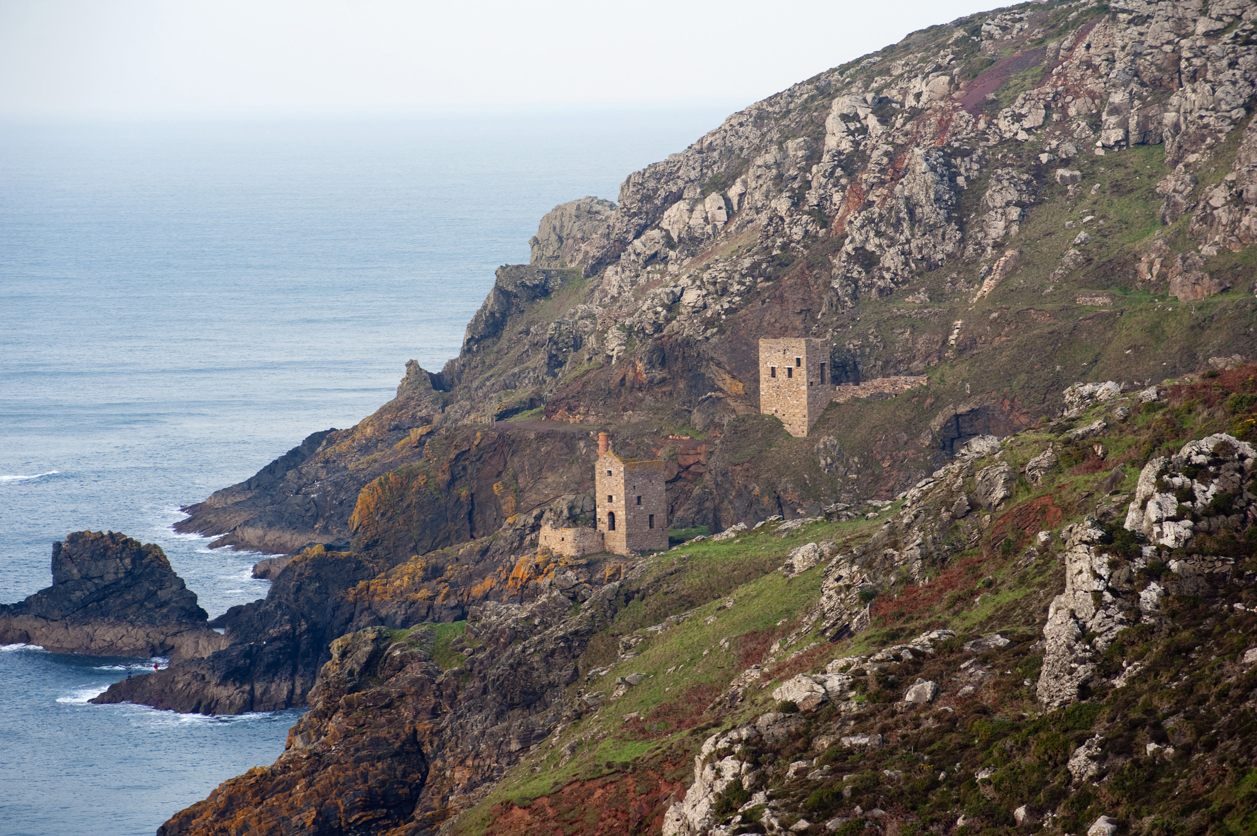 an image of remnants of the engine houses at the crown mine, botallack