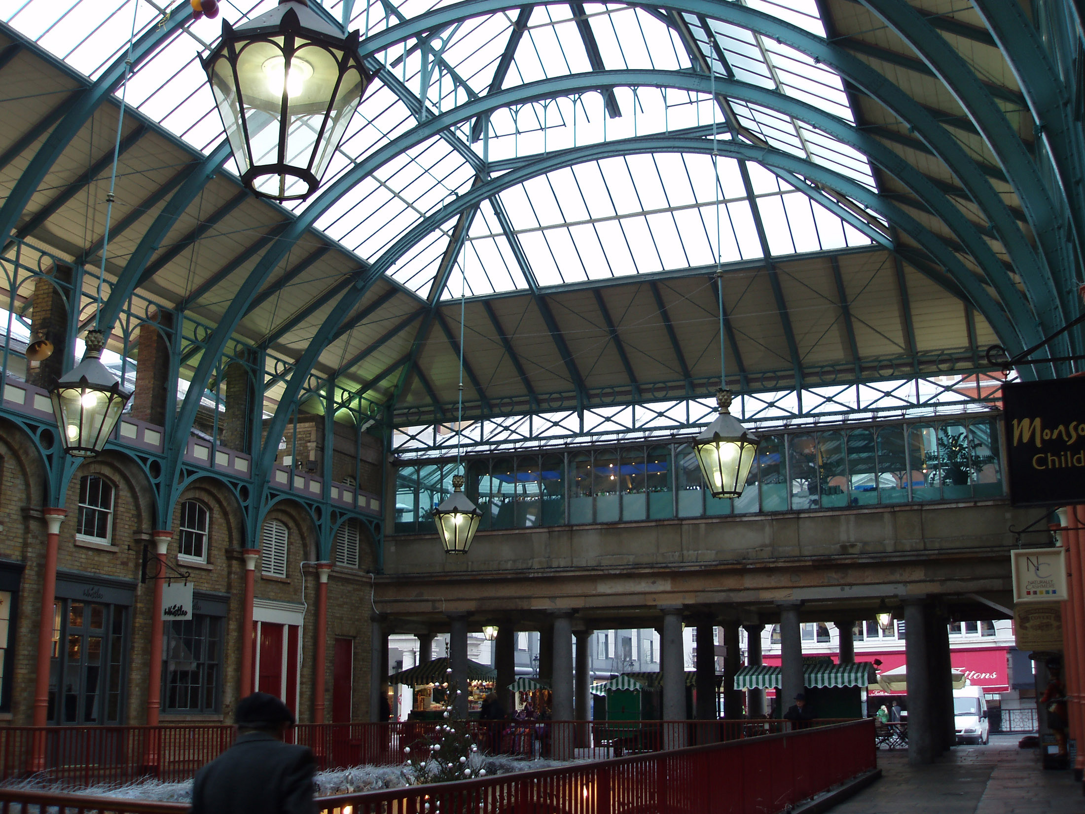 an image of Covent Garden Market Building, a Huge Piazza or Open Area in London, between the West End and the City of London.