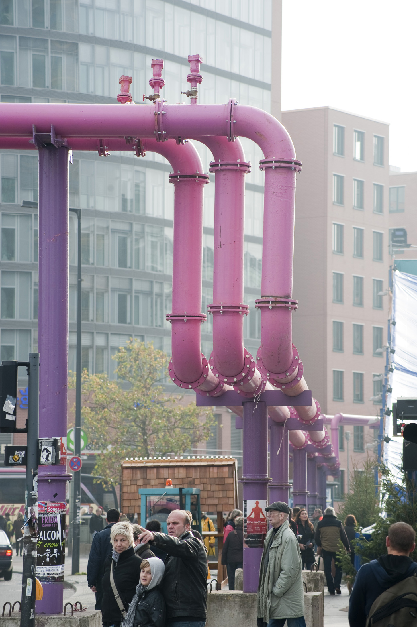 an image of pink water pipes pump water from construction sites around berlin